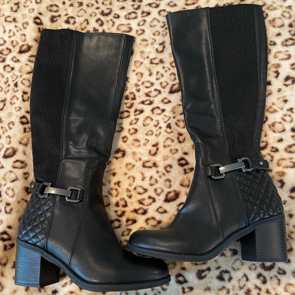 White Mountain Black Knee High Boots Sz 7.5